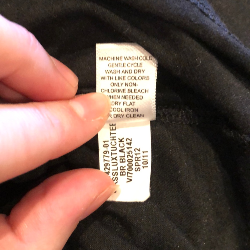BANANA REPUBLIC Black T-Shirt - Picture 5 of 6